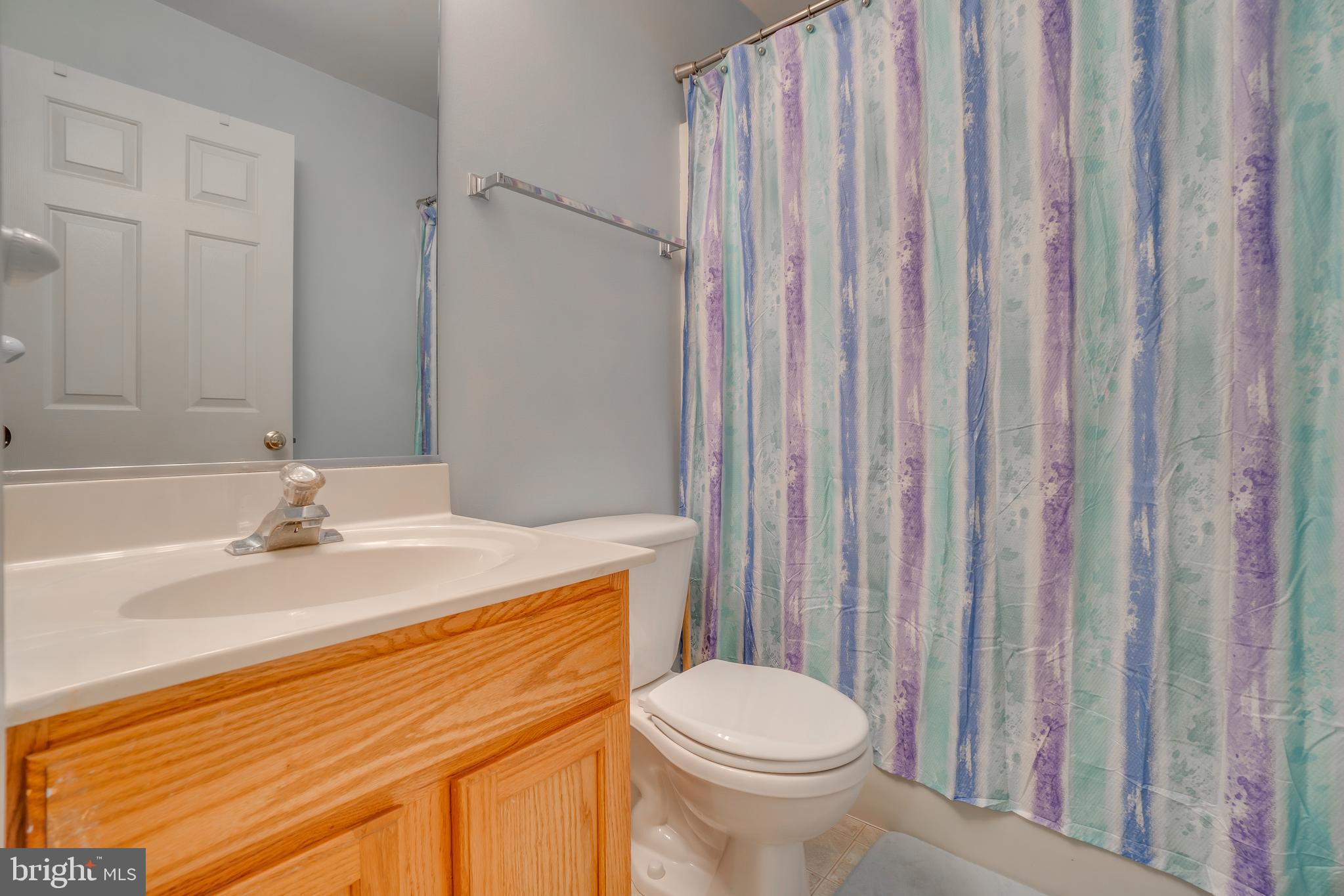 10 Ridgeway Road Stafford, VA 22556 - Photo 33 of 46 upper level hall bath
