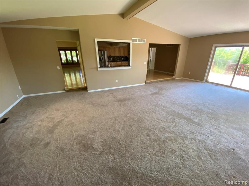 515 Plum Ridge Drive Rochester Hills, MI 48309 - Photo 15 of 46