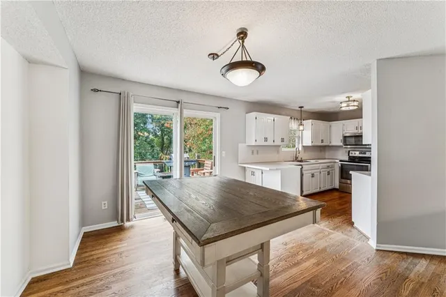 $385,000 | 571 West Northview Street, Olathe, KS 66061