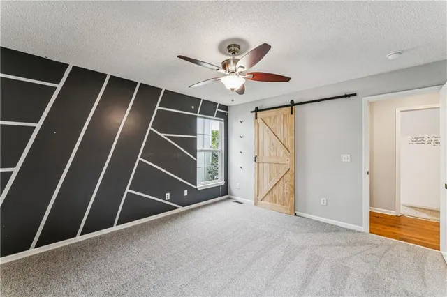 $385,000 | 571 West Northview Street, Olathe, KS 66061