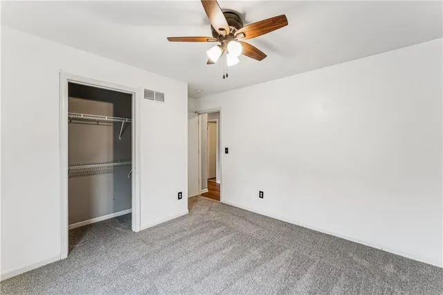 $385,000 | 571 West Northview Street, Olathe, KS 66061