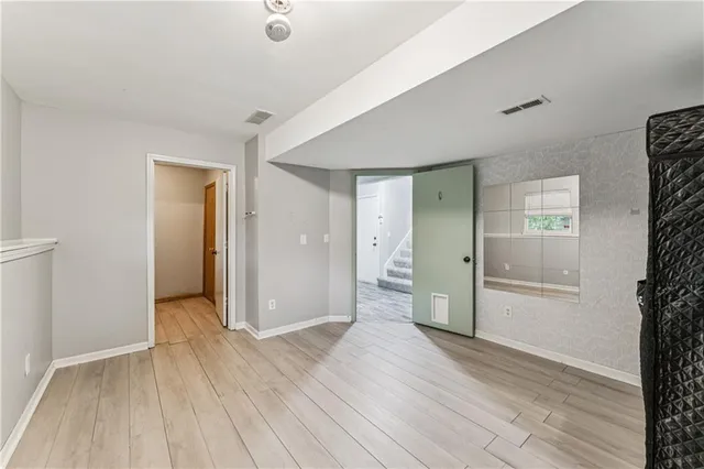 $385,000 | 571 West Northview Street, Olathe, KS 66061