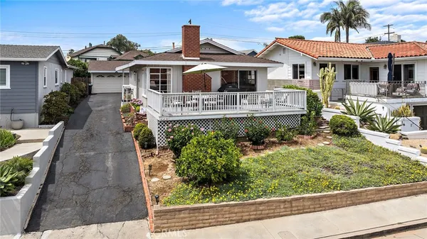 $2,150,000 | 220 West Avenida Alessandro, San Clemente, CA 92672