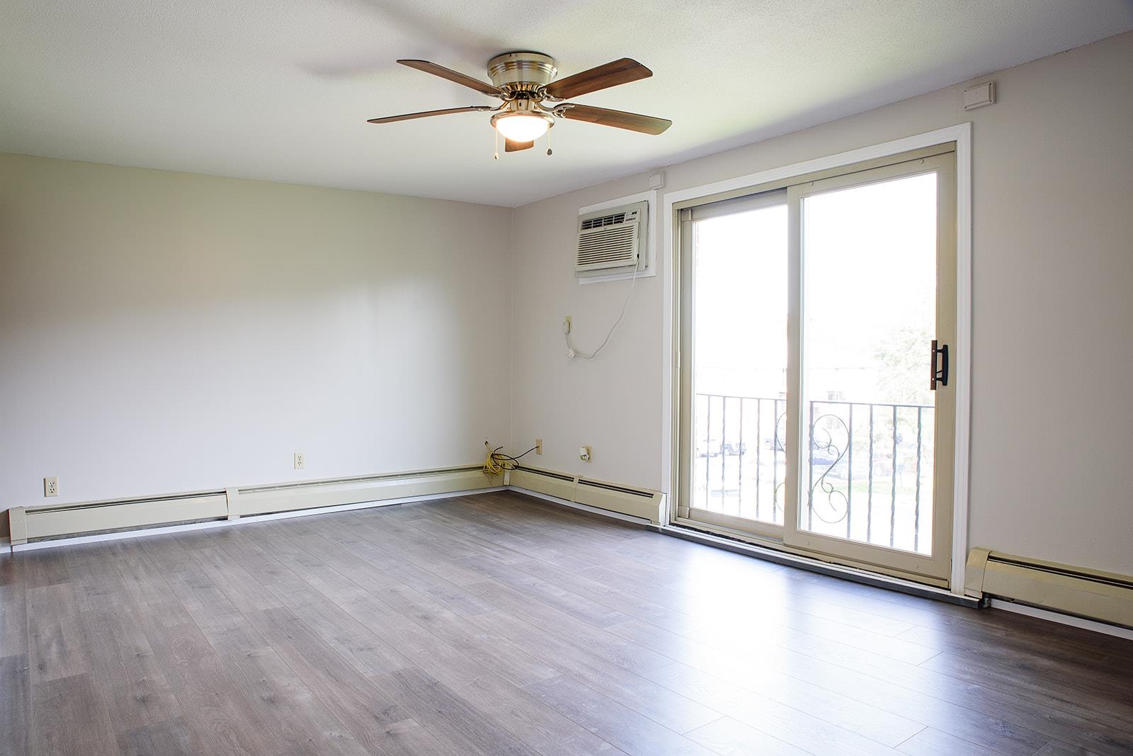 110 English Village Road, Unit 301 Manchester, NH 03102 - Photo 4 of 15 Gallery Image 4