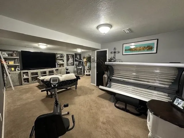 $369,000 | 560 Hillcrest Way, Green River, WY 82935