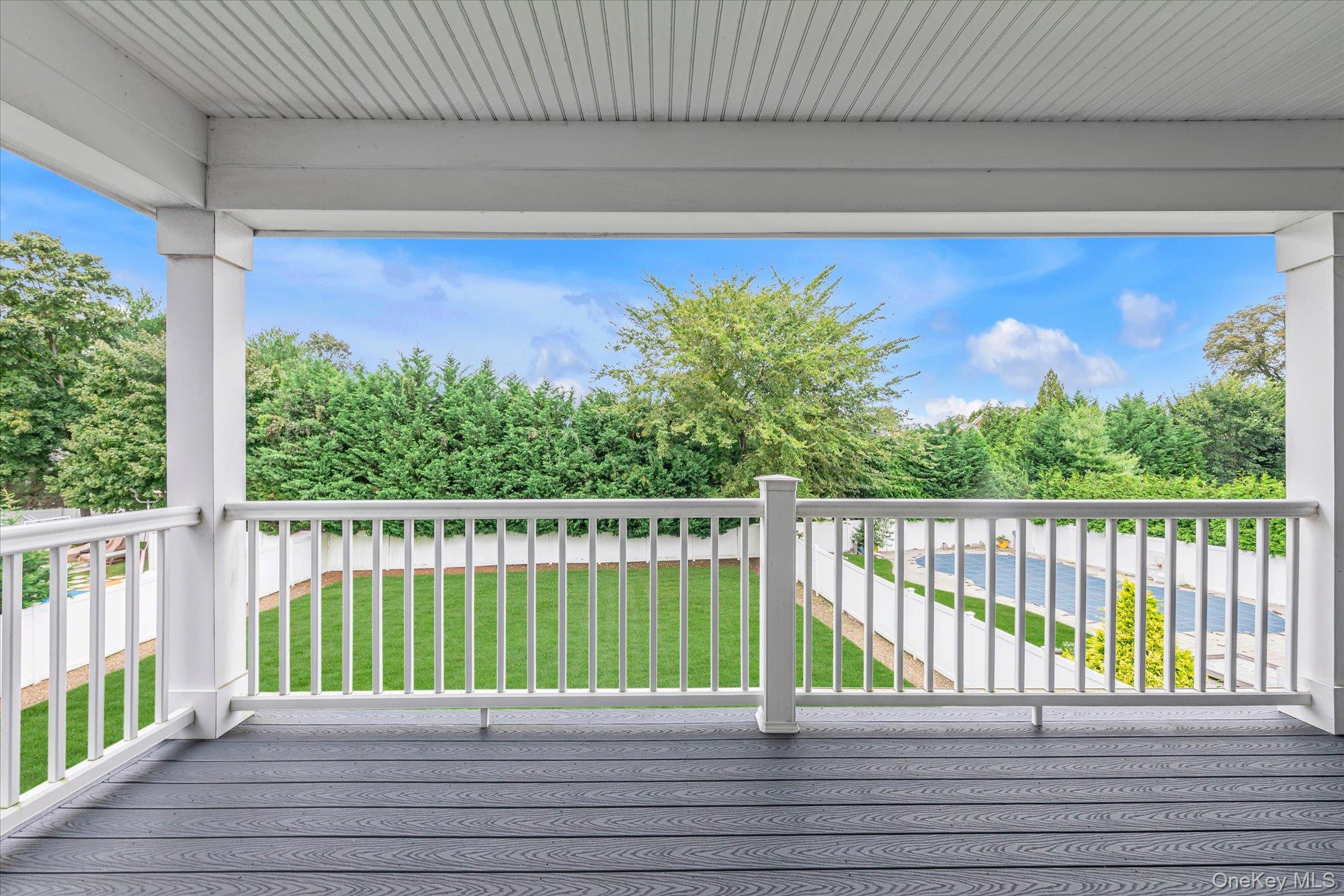 100 Lake End Road Merrick, NY 11566 - Photo 21 of 33 Gallery Image 21