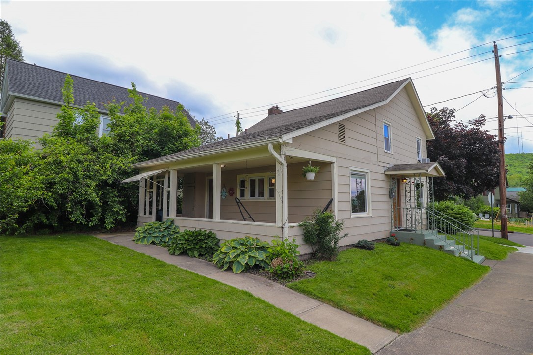 44 West 3rd Street Corning, NY 14830 - Photo 2 of 47