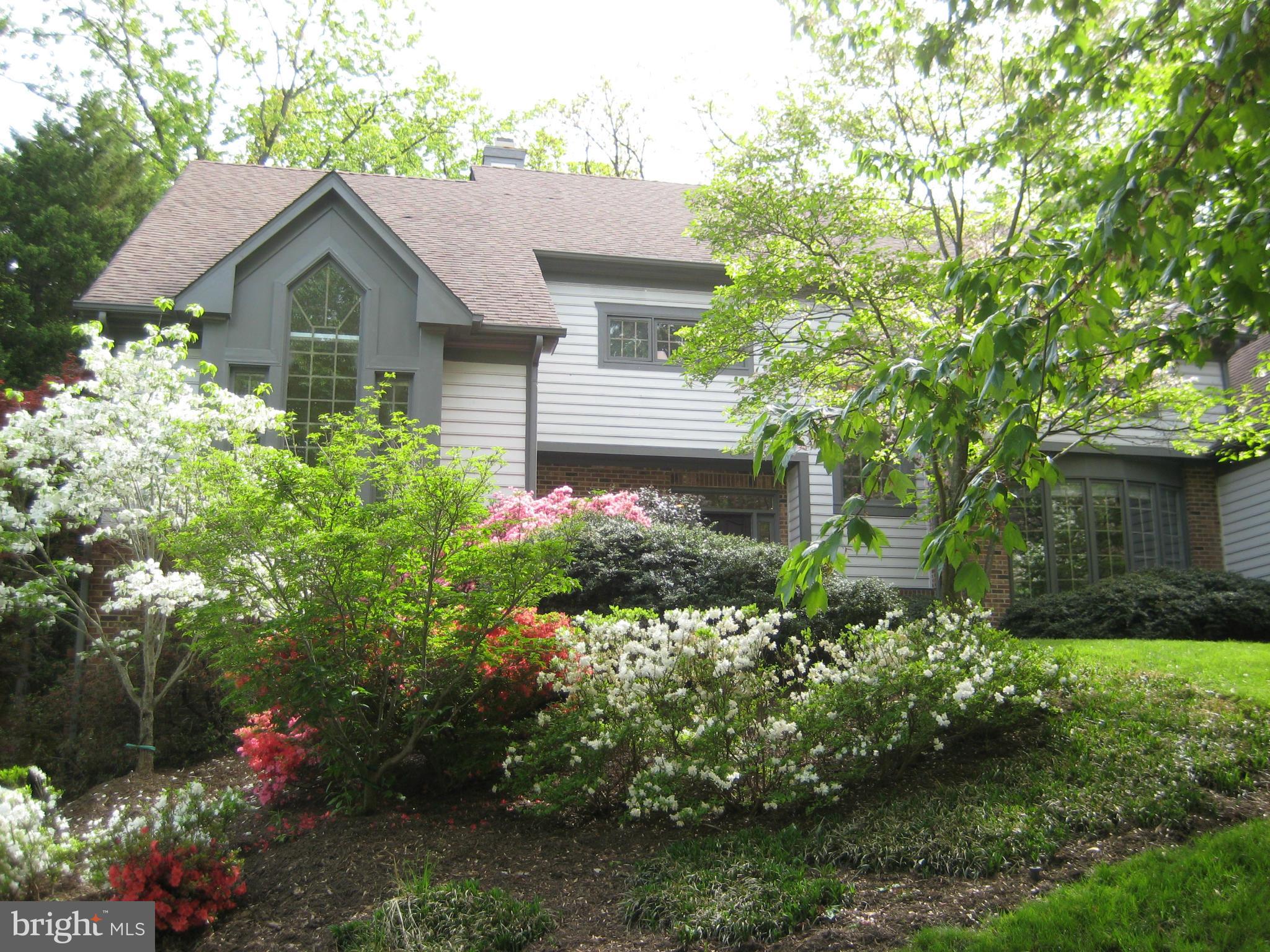 Exterior (Front)