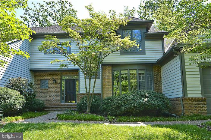 1303 Sawbridge Way Reston, VA 20194 - Photo 2 of 30 Exterior (Front)
