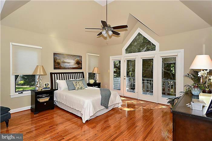 1303 Sawbridge Way Reston, VA 20194 - Photo 11 of 30 Bedroom (Master)