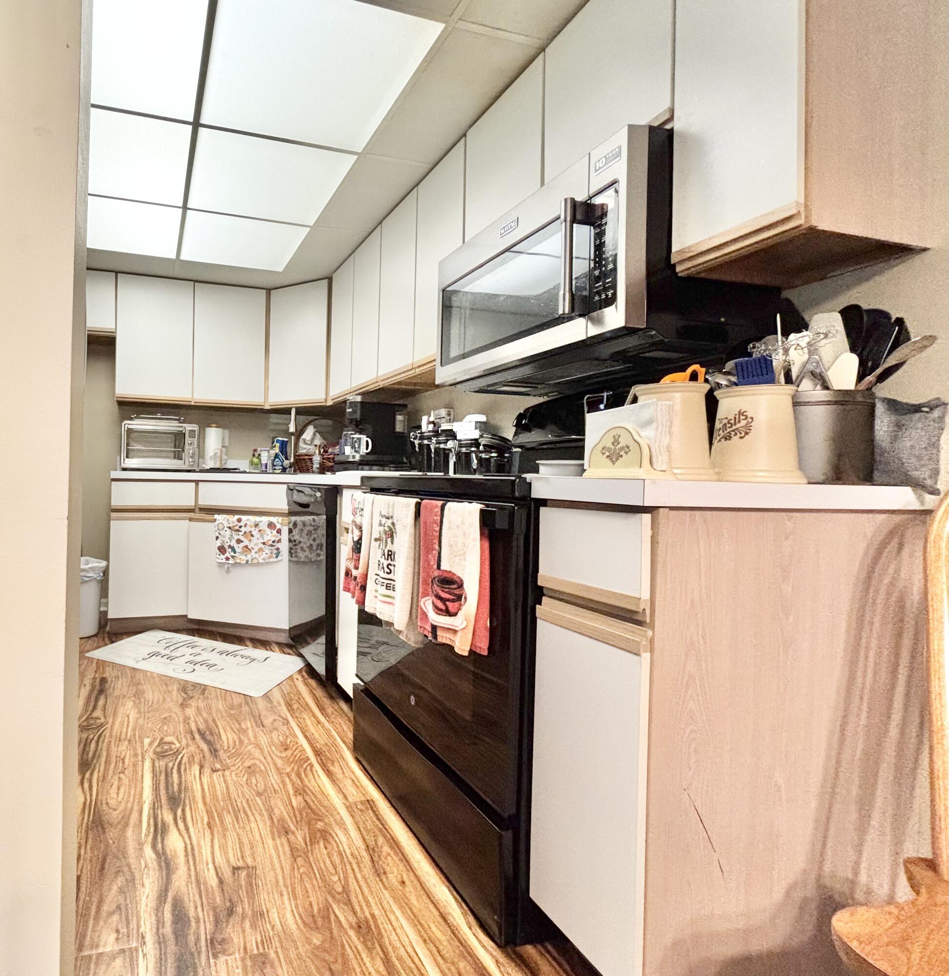 402 Sturdy Road, Unit 2C Valparaiso, IN 46383 - Photo 11 of 16 1944x2000