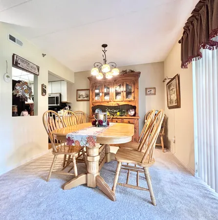 $200,000 | 402 Sturdy Road, Unit 2C, Valparaiso, IN 46383
