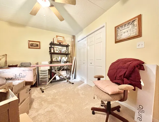 $200,000 | 402 Sturdy Road, Unit 2C, Valparaiso, IN 46383