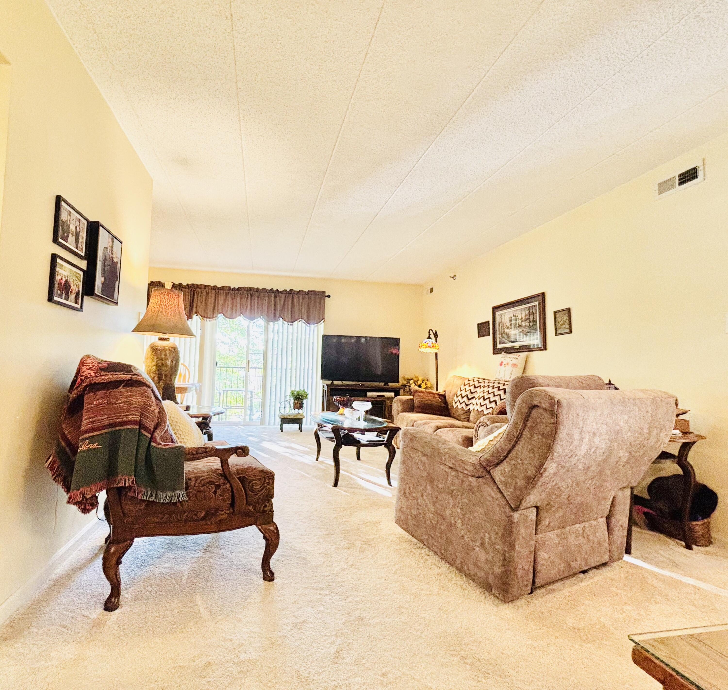 402 Sturdy Road, Unit 2C Valparaiso, IN 46383 - Photo 7 of 16 3000x2842