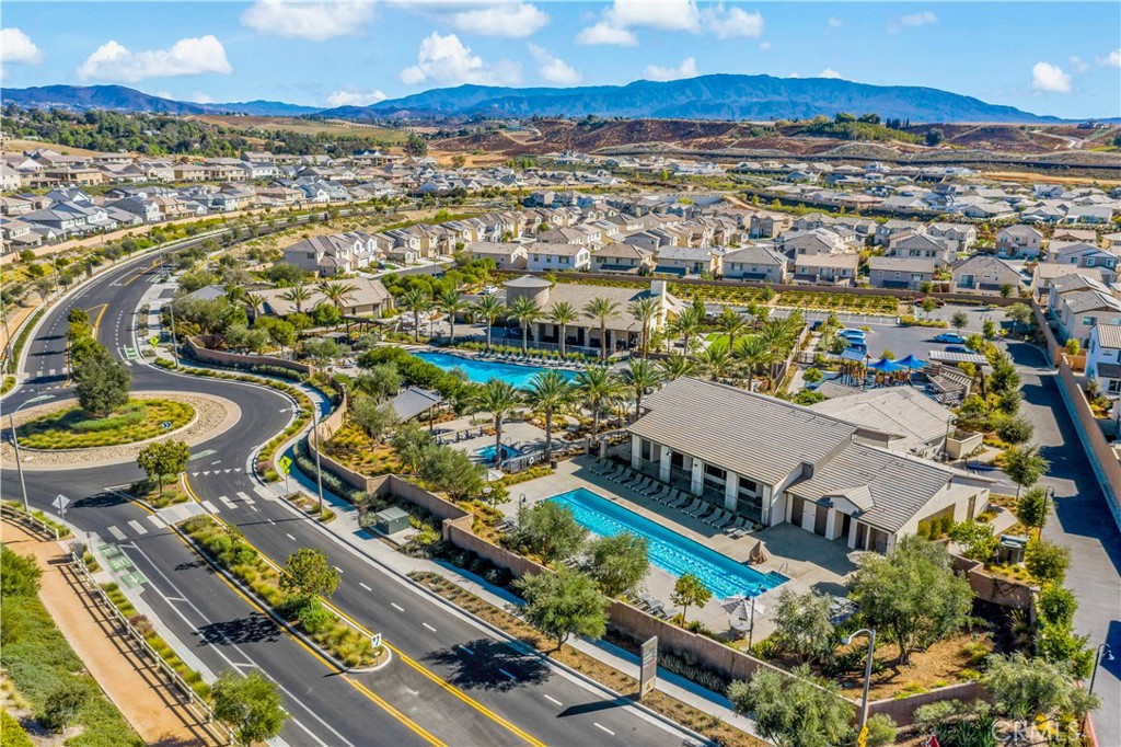 32441 Toyon Road Temecula, CA 92591 - Photo 5 of 50 Sommers place ammenities