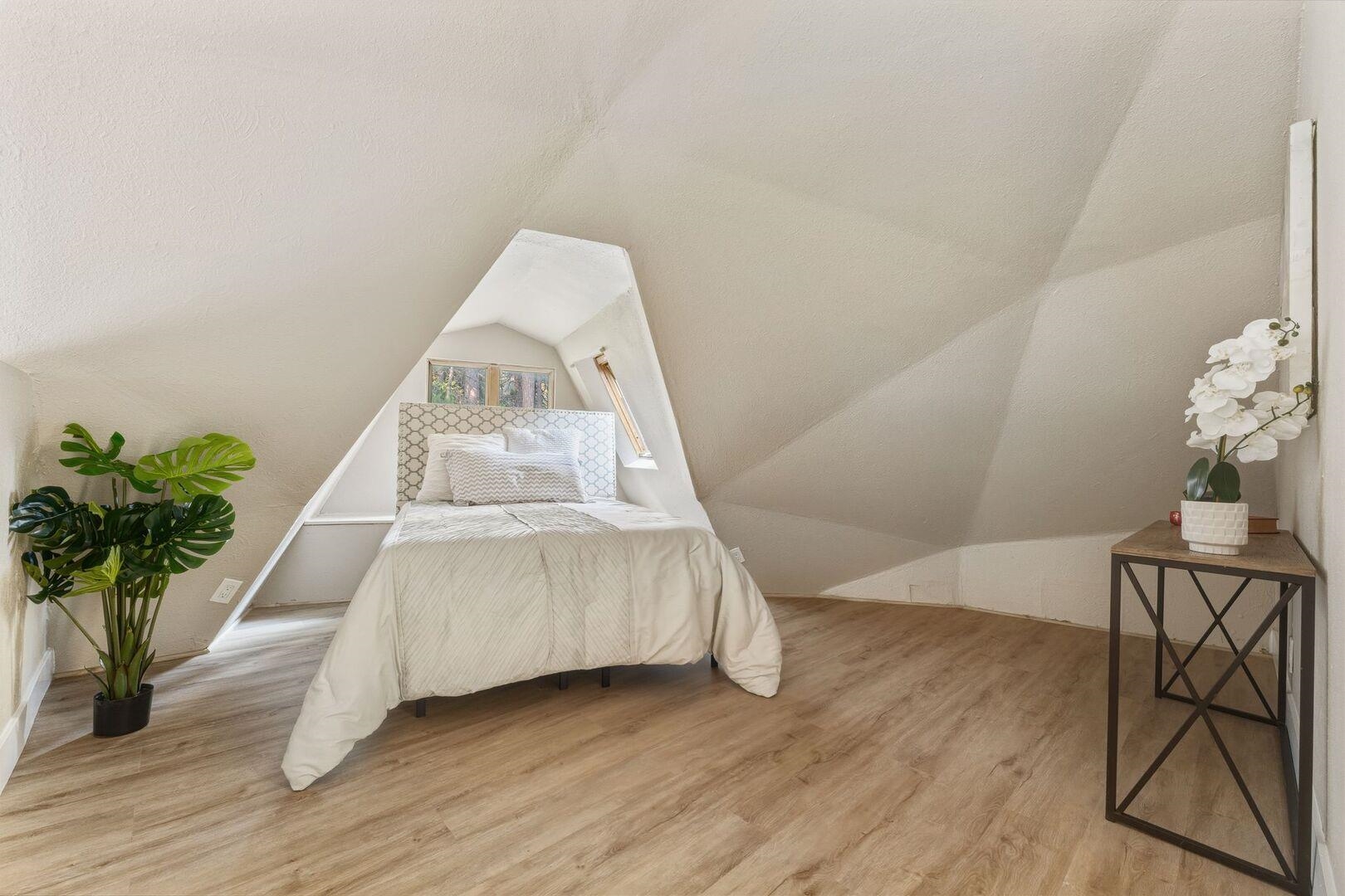 5841 Fallen Oak Drive Pollock Pines, CA 95726 - Photo 28 of 44 a view of entryway with wooden floor