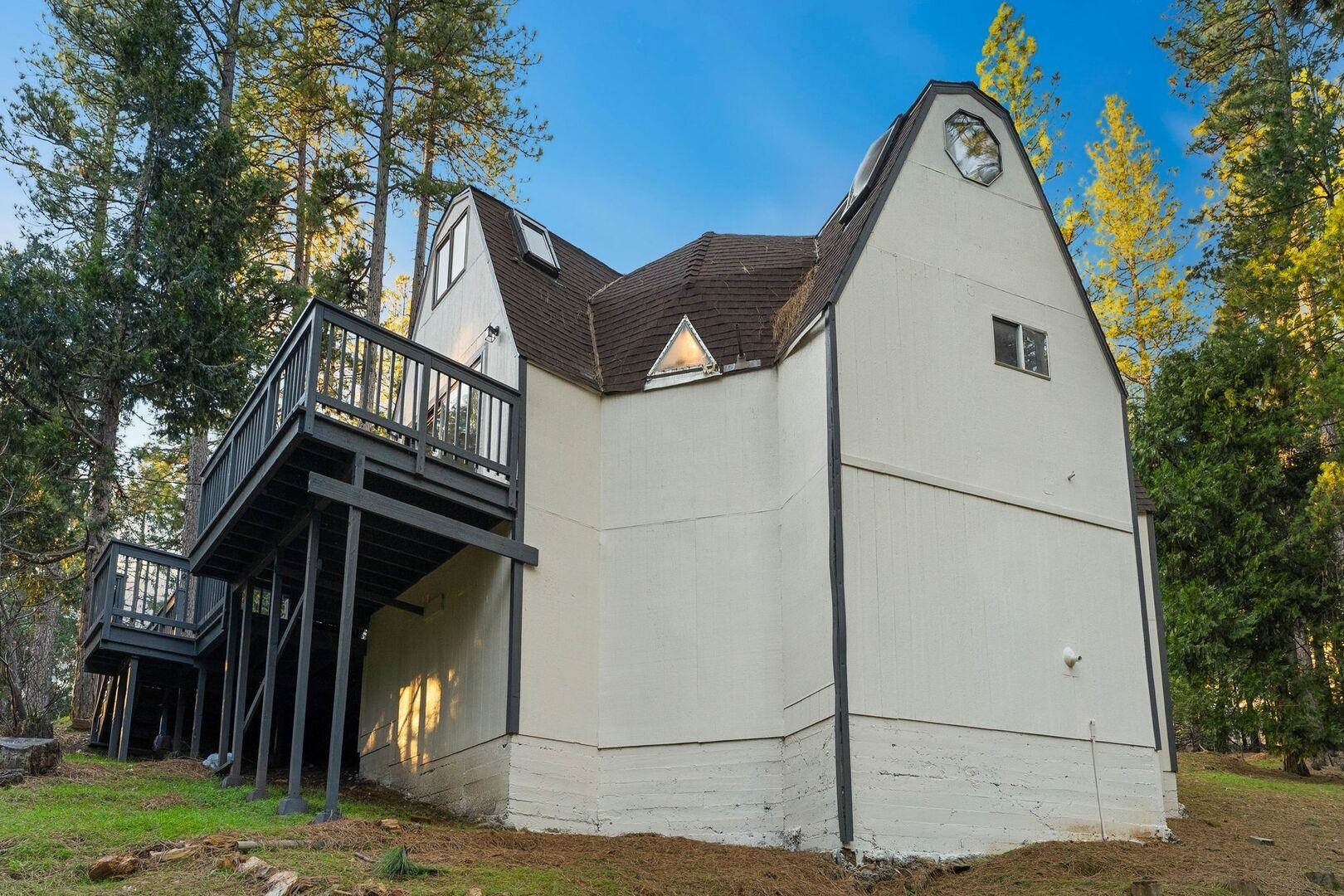 5841 Fallen Oak Drive Pollock Pines, CA 95726 - Photo 33 of 44 a view of outdoor space and yard
