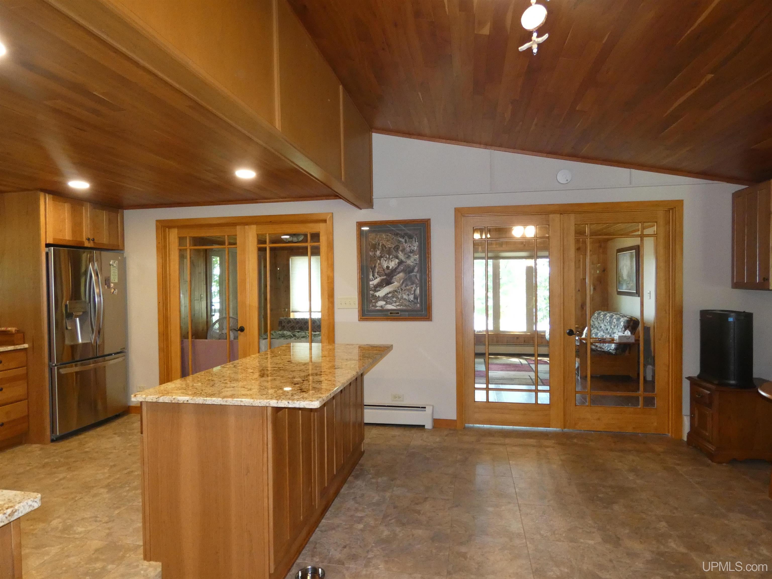 N11211 East Shore Road Bergland, MI 49910 - Photo 34 of 65 Gallery Image 34