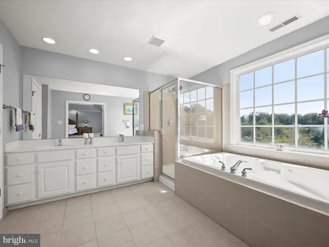 $1,750,000 | 13531 Julia Manor Way, West Friendship, MD 21794