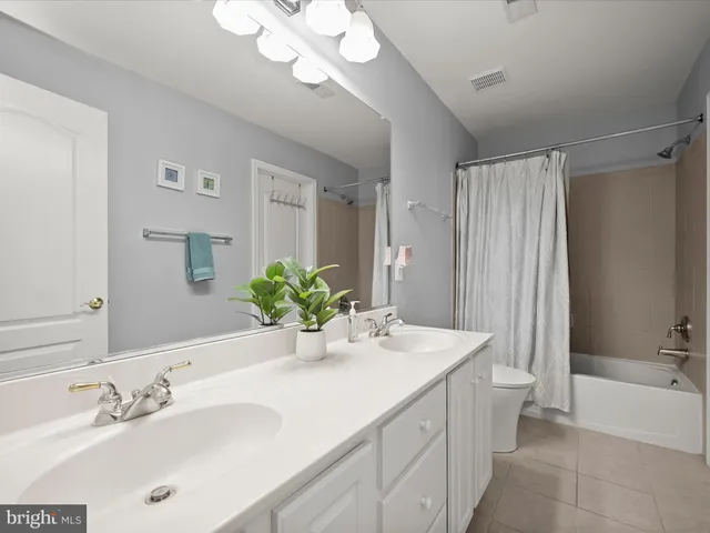 $1,750,000 | 13531 Julia Manor Way, West Friendship, MD 21794