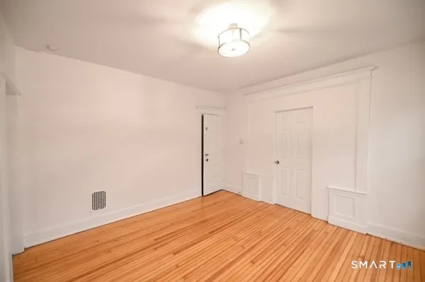 $2,800 | 117 Marion Street, Unit 2, Bridgeport, CT 06606