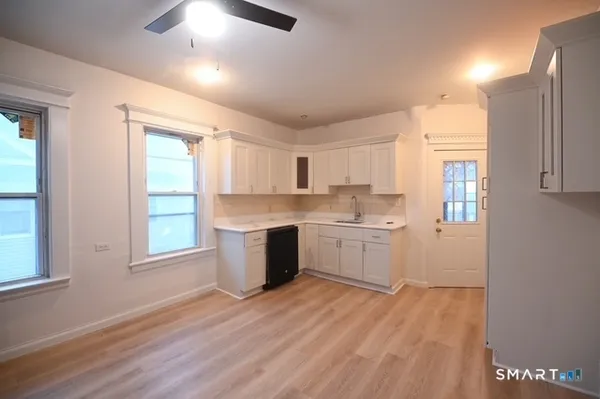 $2,800 | 117 Marion Street, Unit 2, Bridgeport, CT 06606