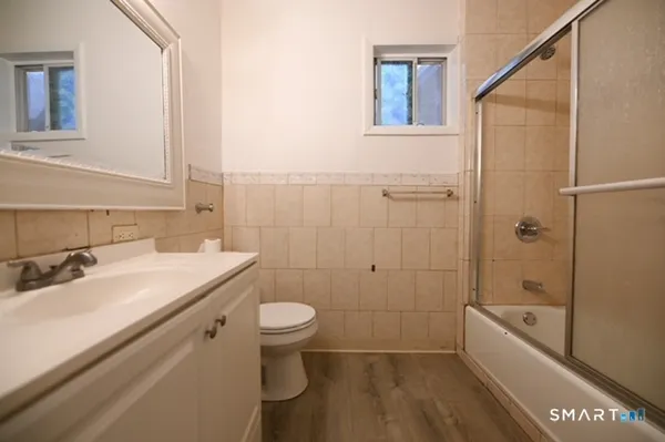 $2,800 | 117 Marion Street, Unit 2, Bridgeport, CT 06606