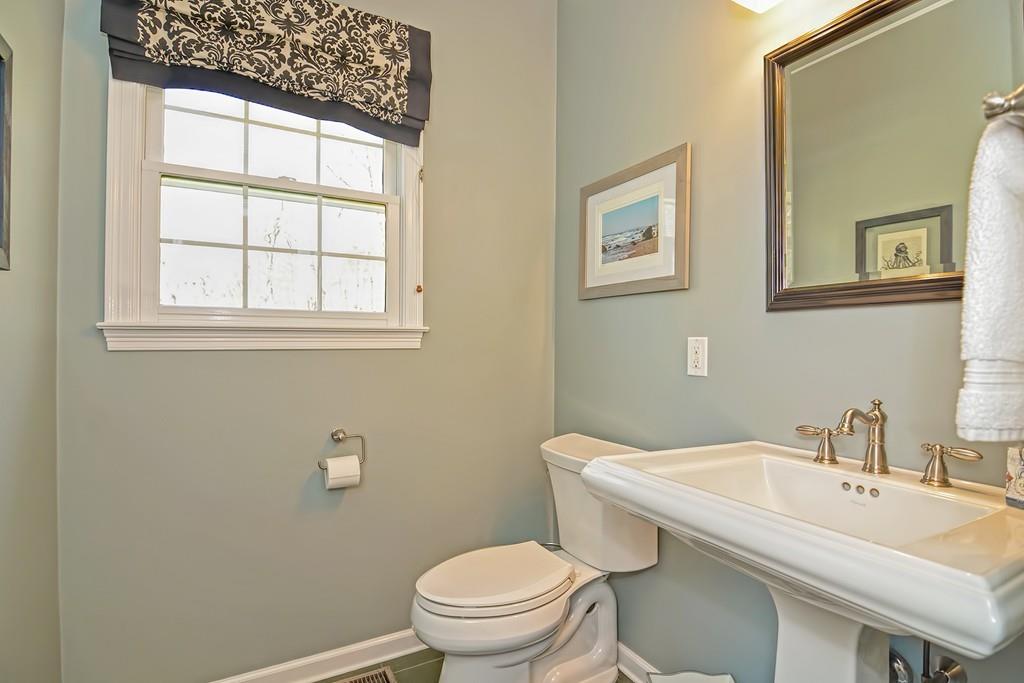 46 Jennings Road Holliston, MA 01746 - Photo 19 of 42 Gallery Image 19