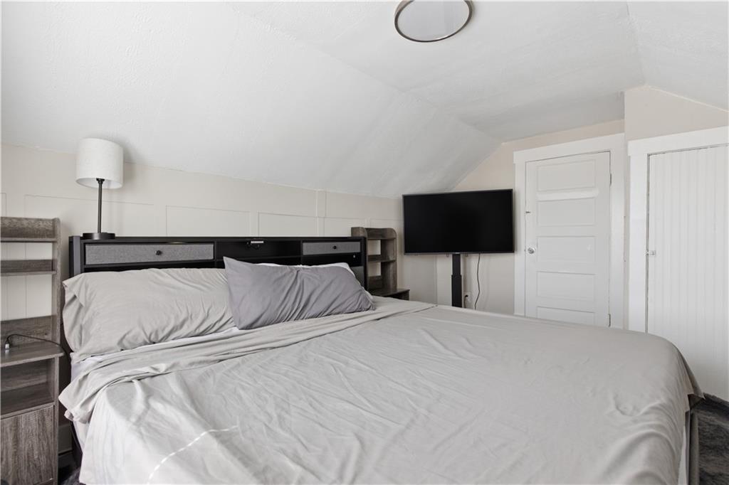 1260 Bruce Street Washington, PA 15301 - Photo 23 of 25 Bedroom 3 upper level