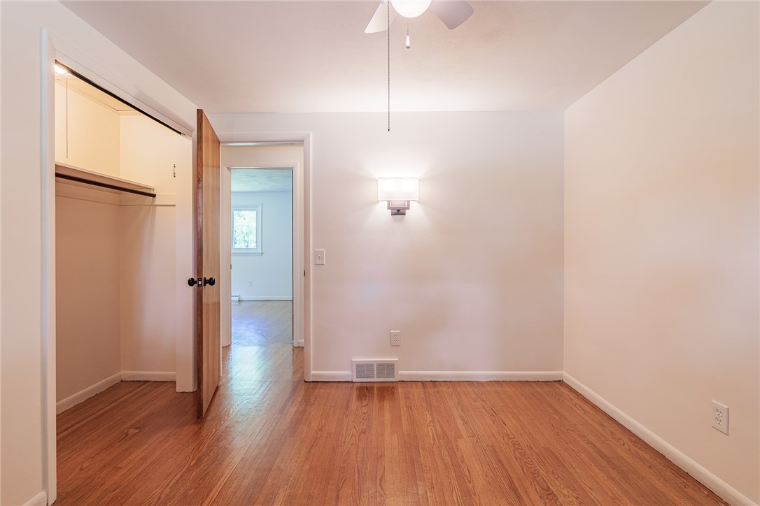 164 Queens Lane Irondequoit, NY 14617 - Photo 16 of 50