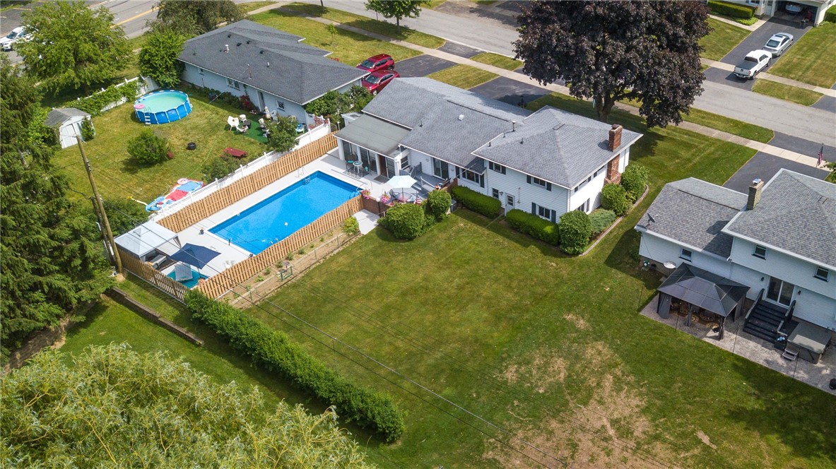 164 Queens Lane Irondequoit, NY 14617 - Photo 46 of 50