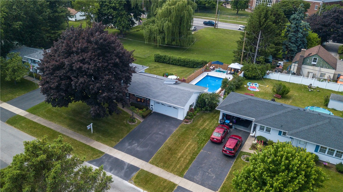 164 Queens Lane Irondequoit, NY 14617 - Photo 5 of 50