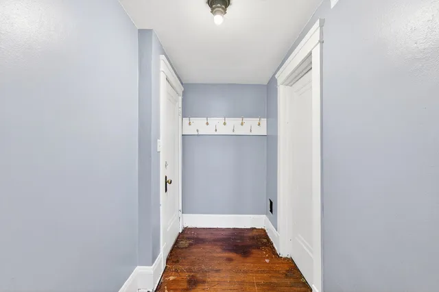 $300,000 | 1527 Hayes Avenue, Racine, WI 53405