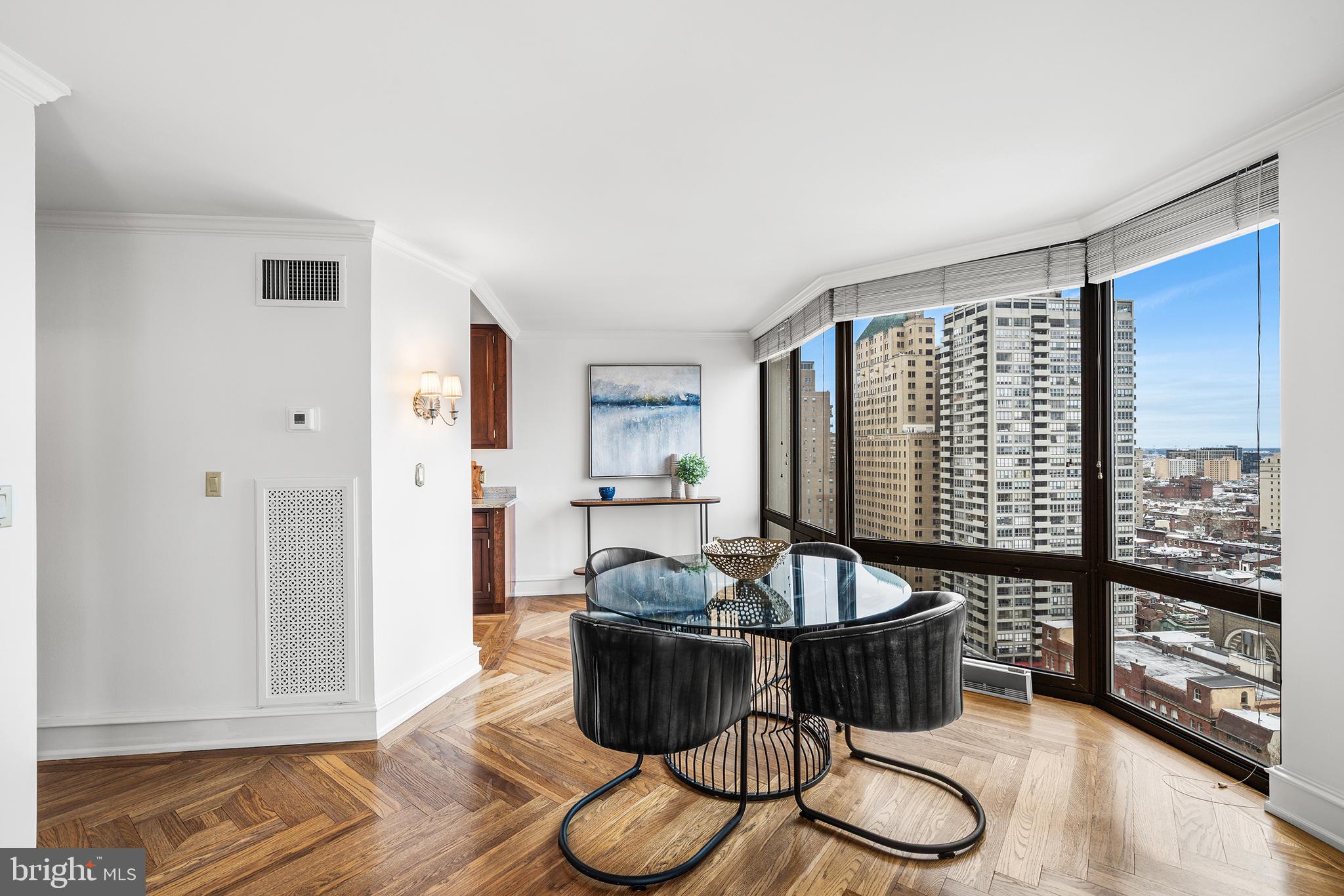 2018 Walnut Street, Unit 21L Philadelphia, PA 19103 - Photo 20 of 39 City skyline views from modern dining.