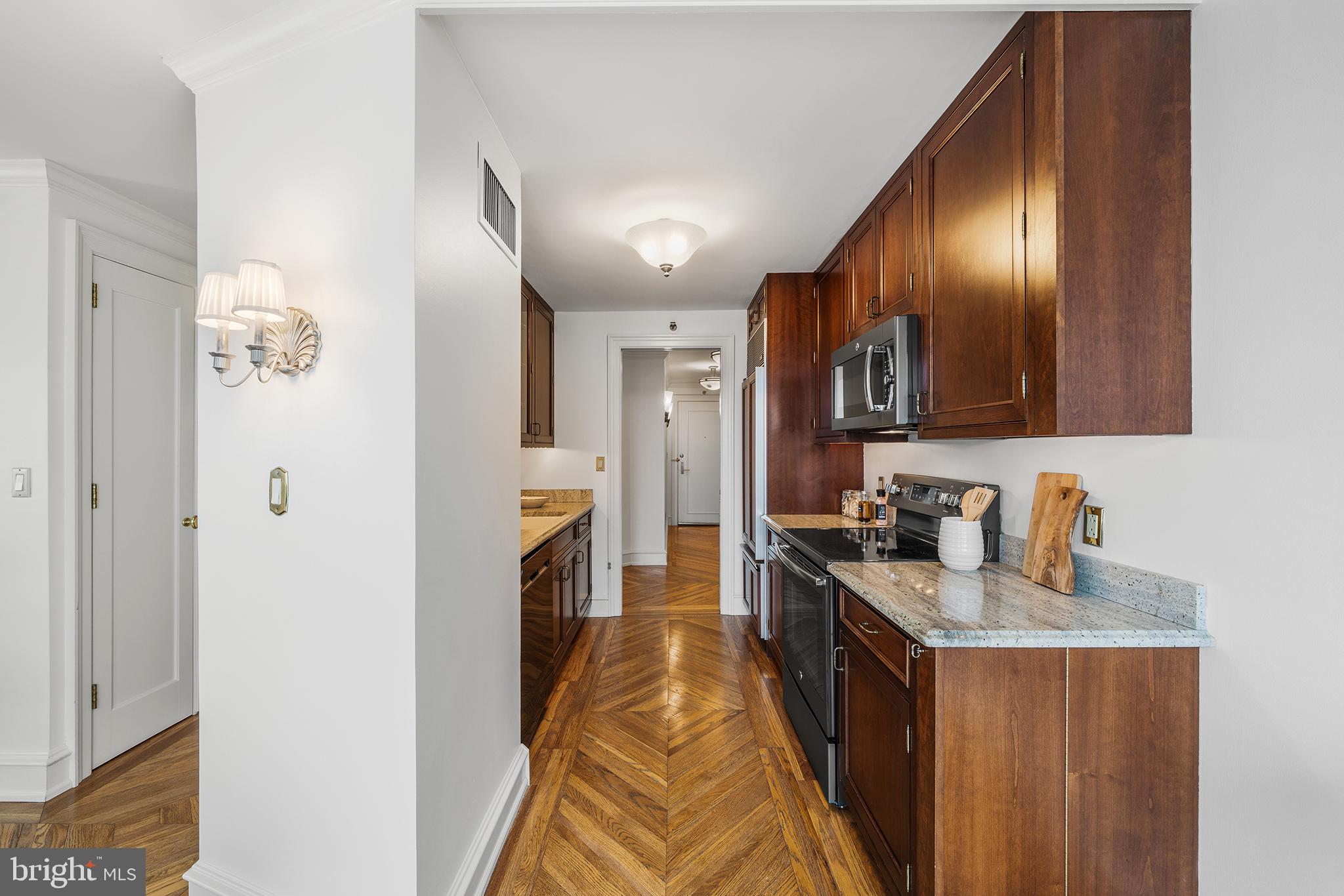 2018 Walnut Street, Unit 21L Philadelphia, PA 19103 - Photo 21 of 39 Chic kitchen with elegant finishes.