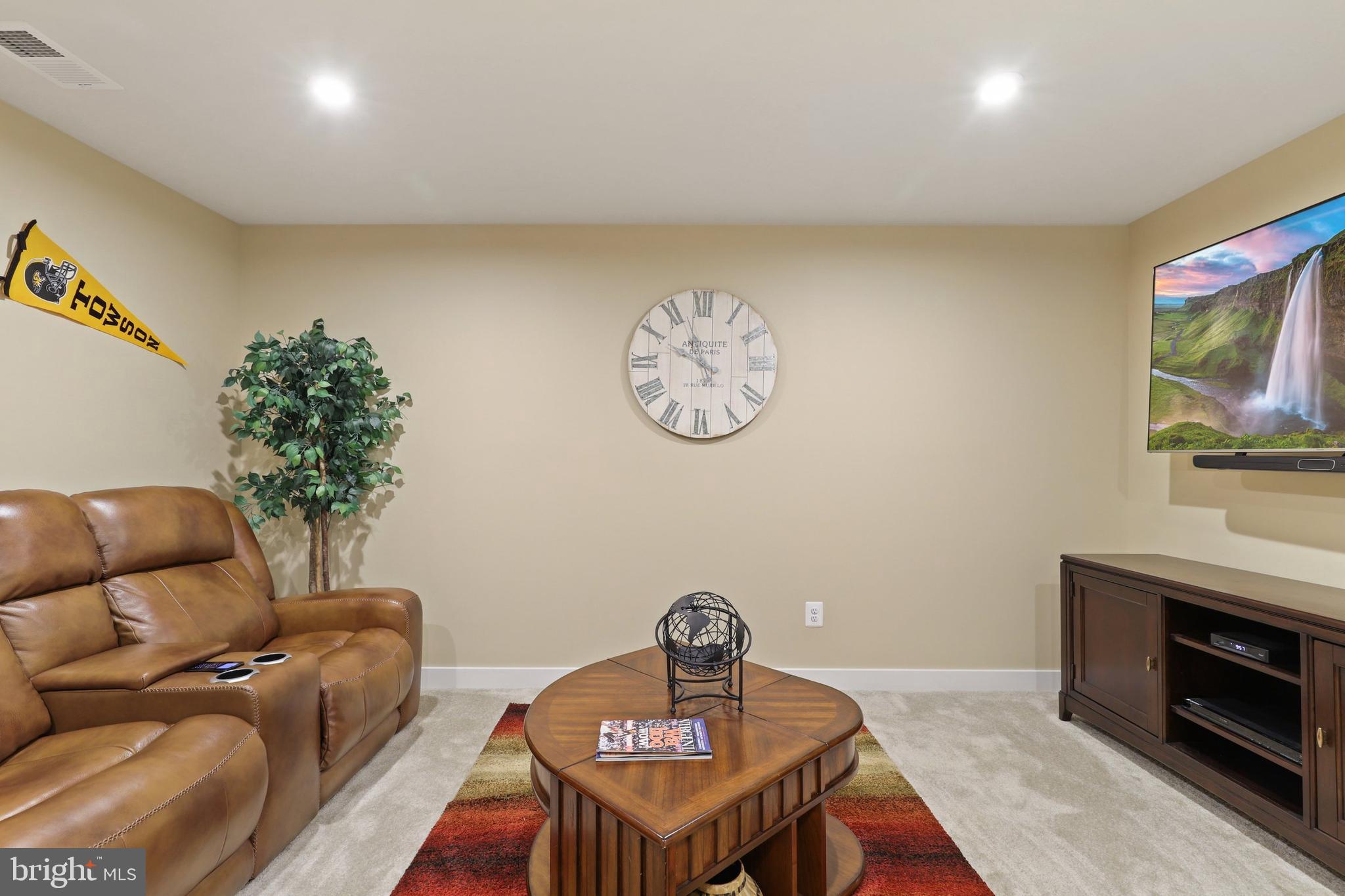 18028 Red Cedar Road Dumfries, VA 22026 - Photo 16 of 47 Gallery Image 16