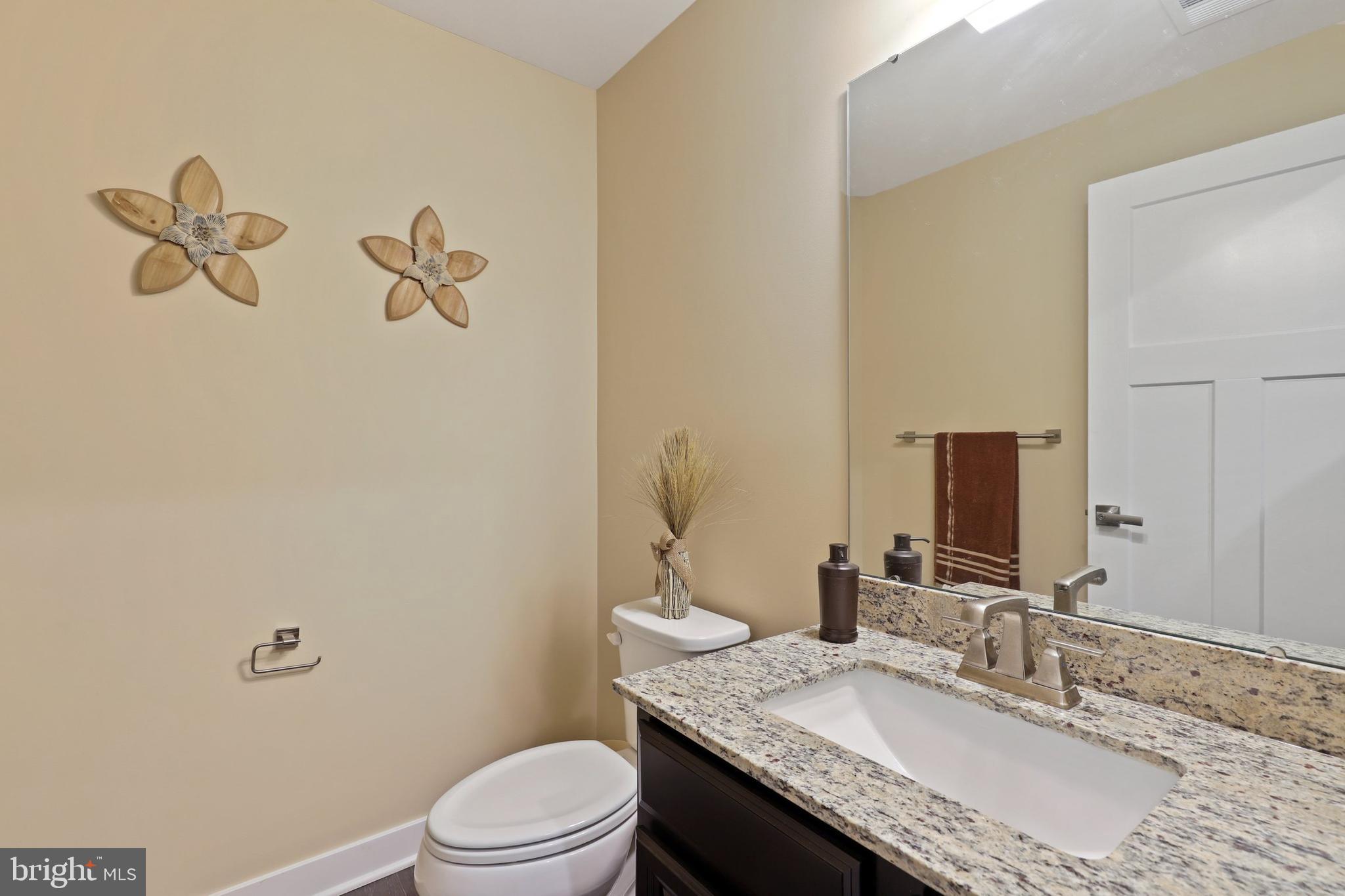18028 Red Cedar Road Dumfries, VA 22026 - Photo 19 of 47 Gallery Image 19