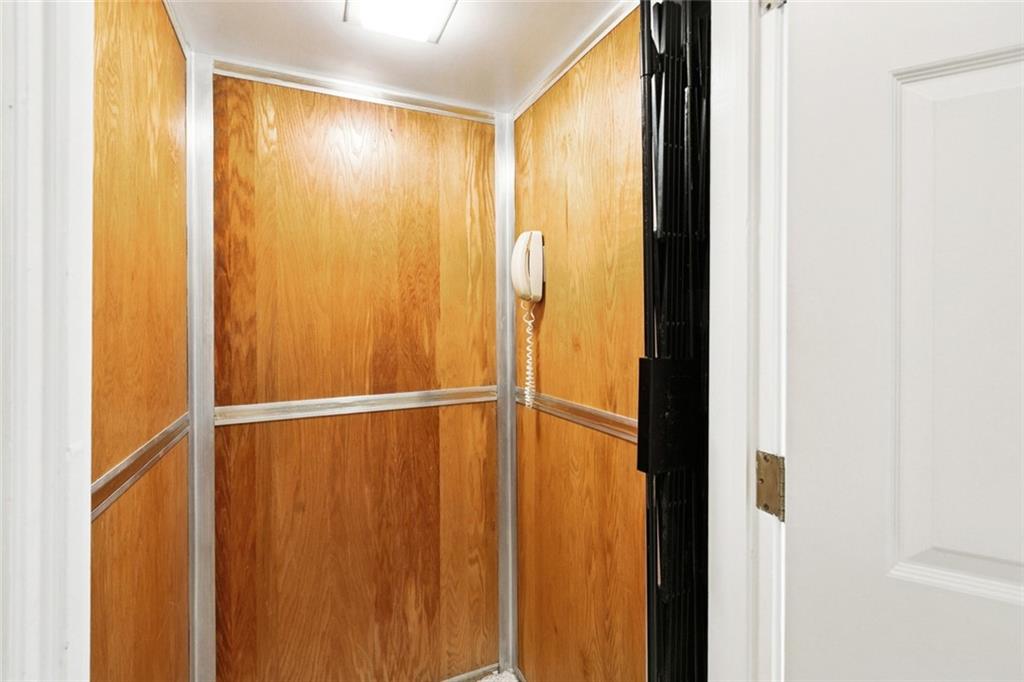 228 Rue St Peter Metairie, LA 70005 - Photo 10 of 27