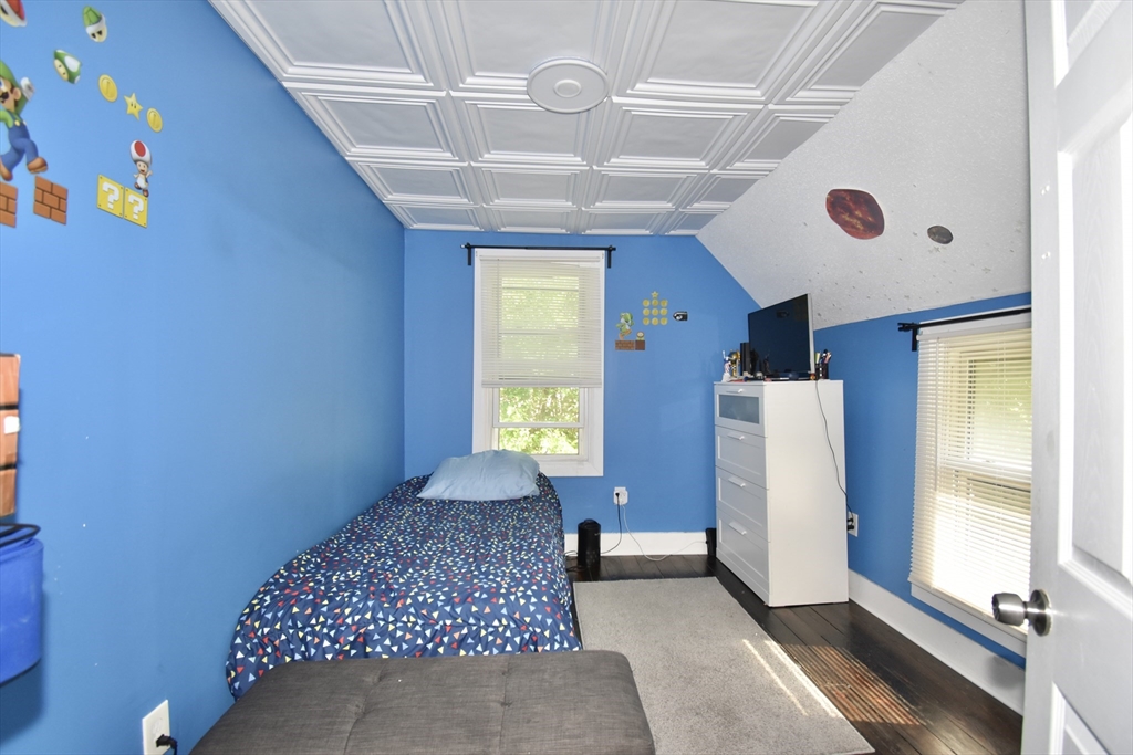 106 Suffolk Street Springfield, MA 01109 - Photo 14 of 18
