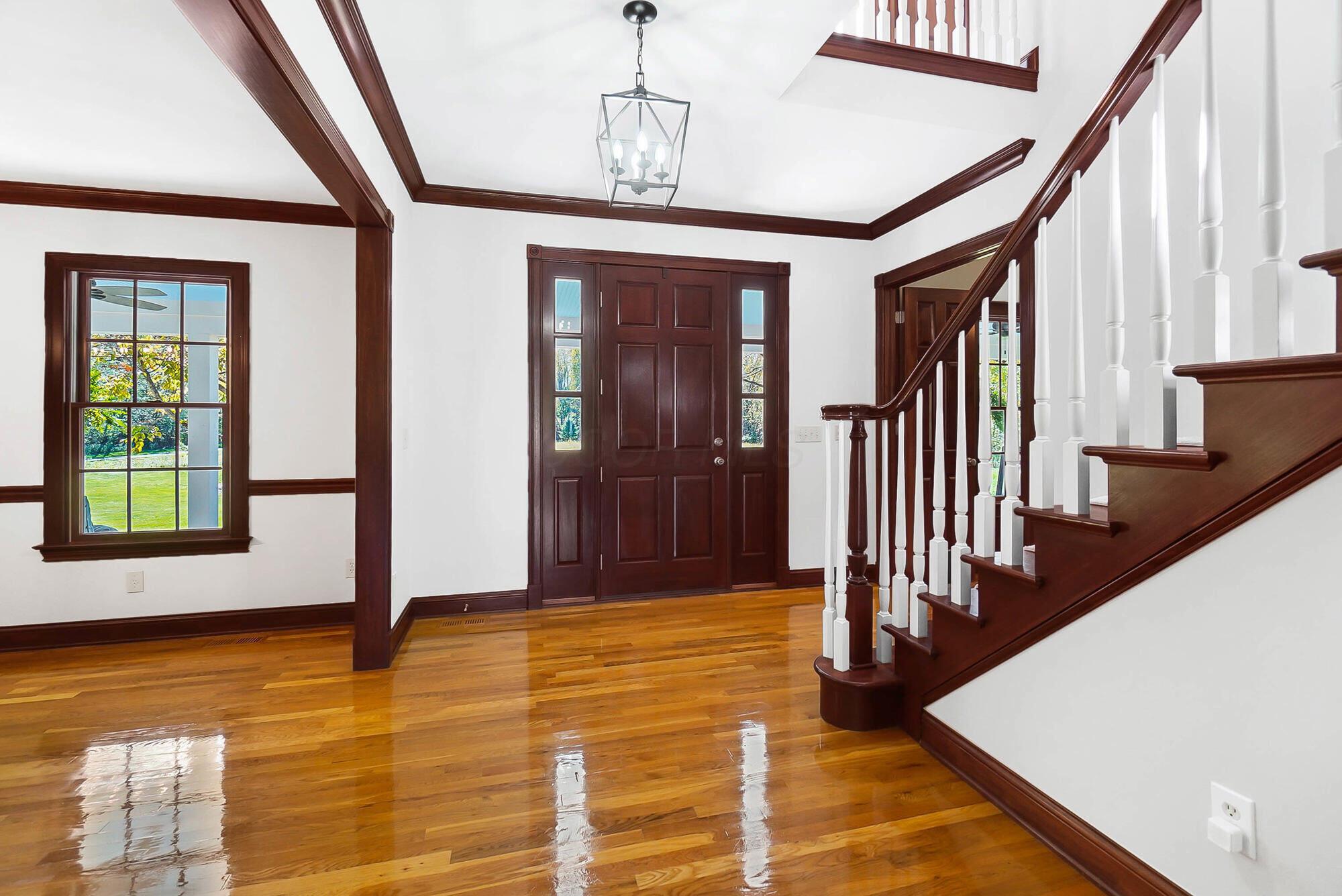 5582 Plantation Road Sunbury, OH 43074 - Photo 16 of 107 Foyer