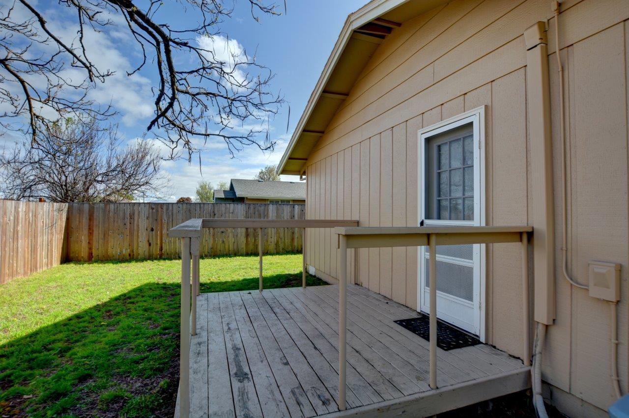 8225 Division Road White City, OR 97503 - Photo 18 of 30 18
