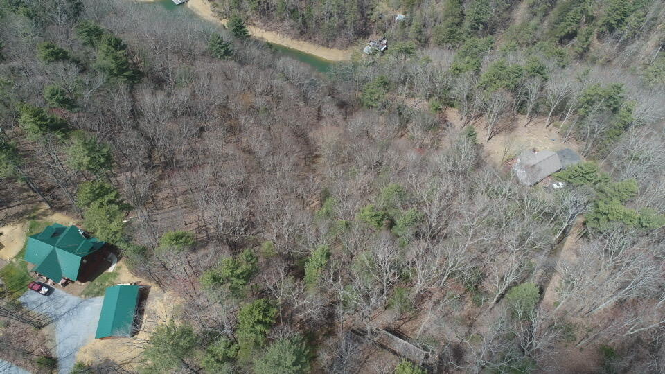 620 Alpine Bristol, TN 37620 - Photo 7 of 9 BF713228-57D7-4DA6-8B1A-9DDCD3A7D867