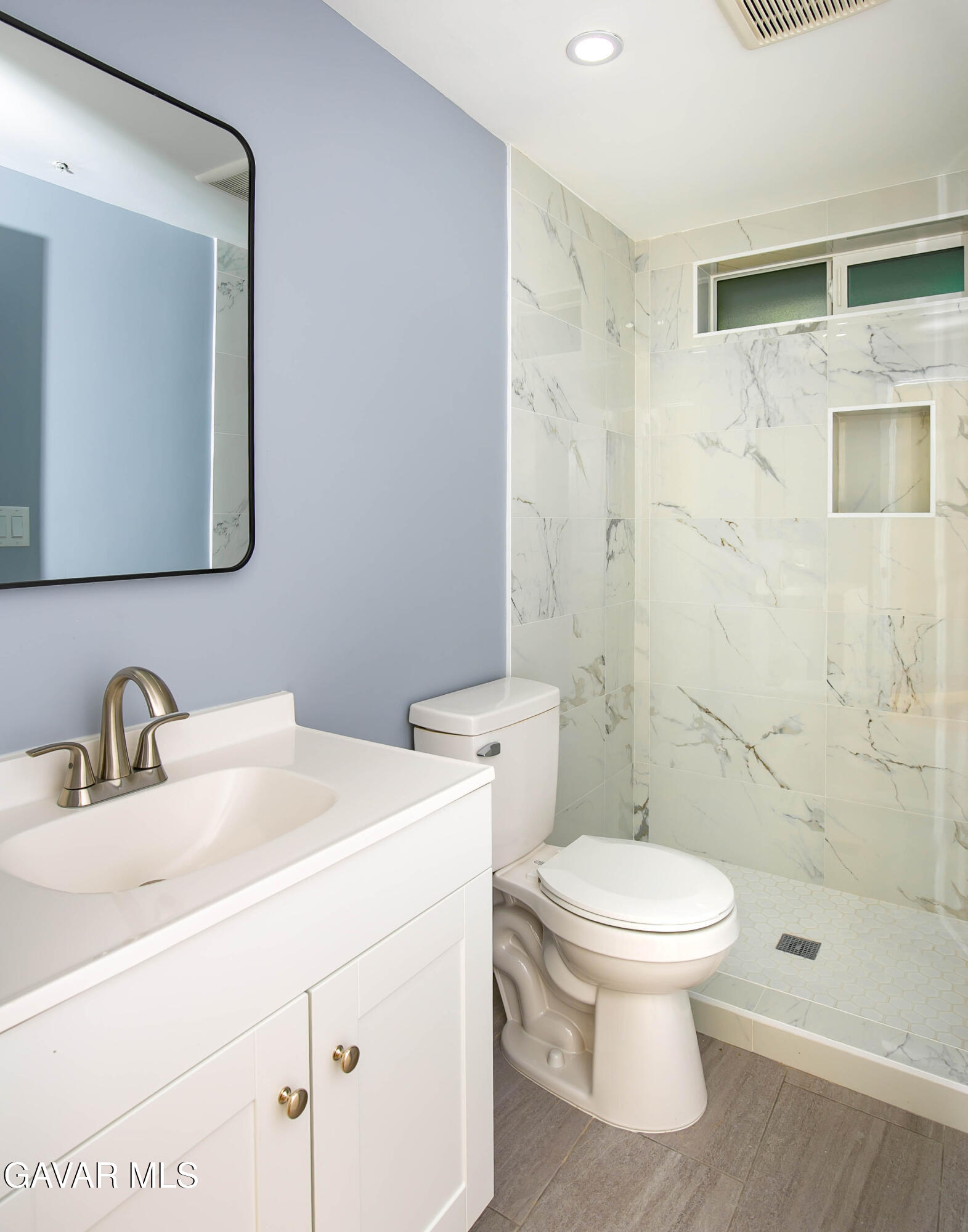 32010 Quirk Road Acton, CA 93550 - Photo 24 of 38 a bathroom with a sink toilet and shower