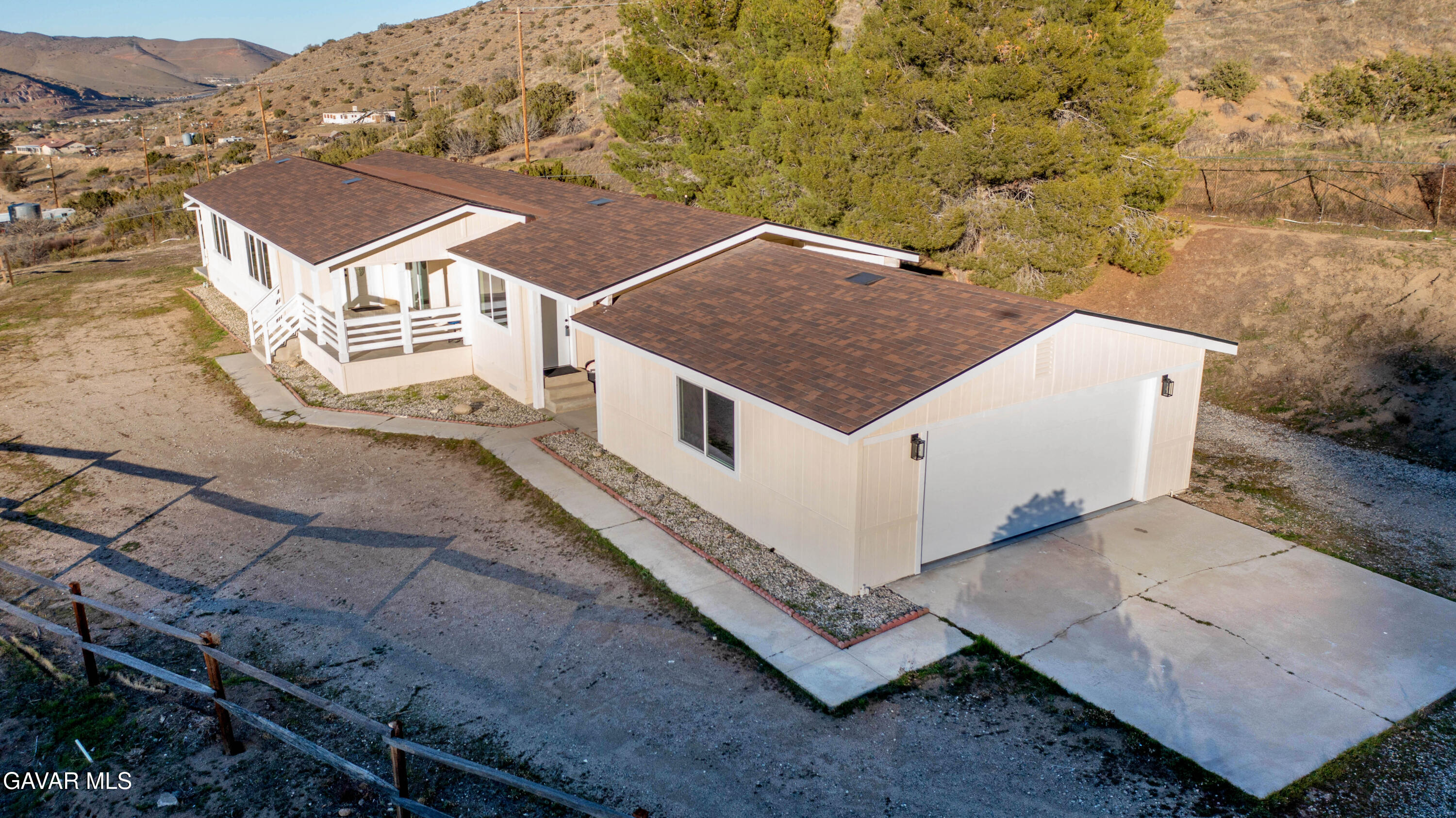 32010 Quirk Road Acton, CA 93550 - Photo 27 of 38 an aerial view of a house with a yard