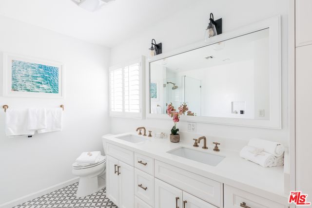 $1,835,000 | 3555 Wasatch Avenue, Los Angeles, CA 90066