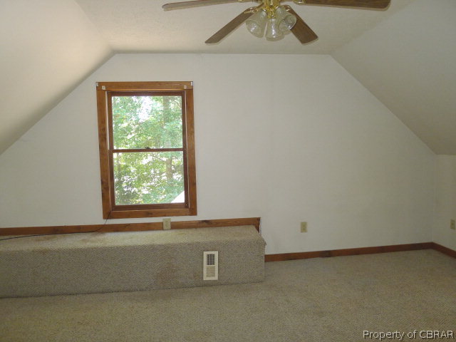 8673 Tanyard Landing Road Gloucester, VA 23061 - Photo 9 of 11