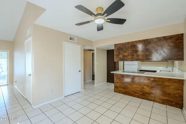 a view of utility room