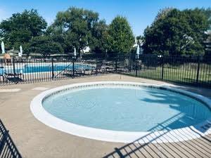 1516 Camden Court, Unit A1 Wheeling, IL 60090 - Photo 22 of 25 a view of a backyard