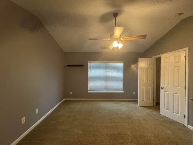 $1,900 | 202 Twin Tree Drive, Summerville, SC 29485