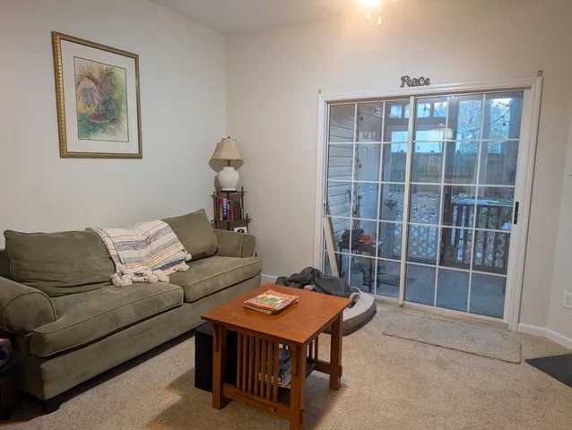 $2,100 | 202 Twin Tree Drive, Summerville, SC 29485